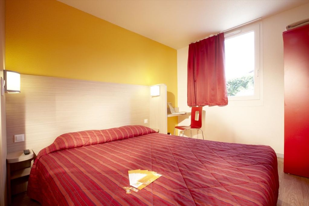 Premiere Classe Bordeaux Eysines-Tour De Gassies Ruang foto